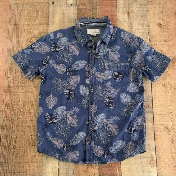 Craft + Flow boys blue Hawaiian floral print short sleeve button up -8 - Picture 1 of 6